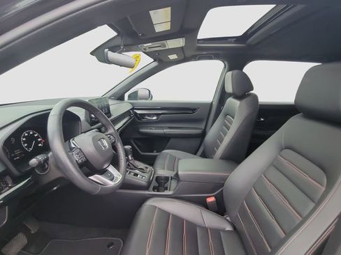 Used 2023 Honda CR-V Sport Touring image 4