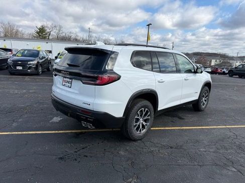 New 2026 GMC Acadia AT4 w/ Luxury Package AWD/4WD image 3