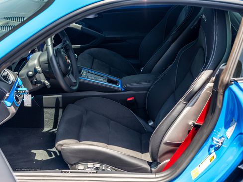 Used 2023 Porsche 718 Cayman GT4 w/ Chrono Package RWD image 43