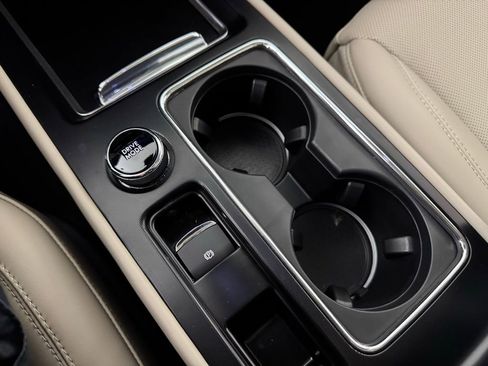 New 2026 Lincoln Corsair Premiere image 34