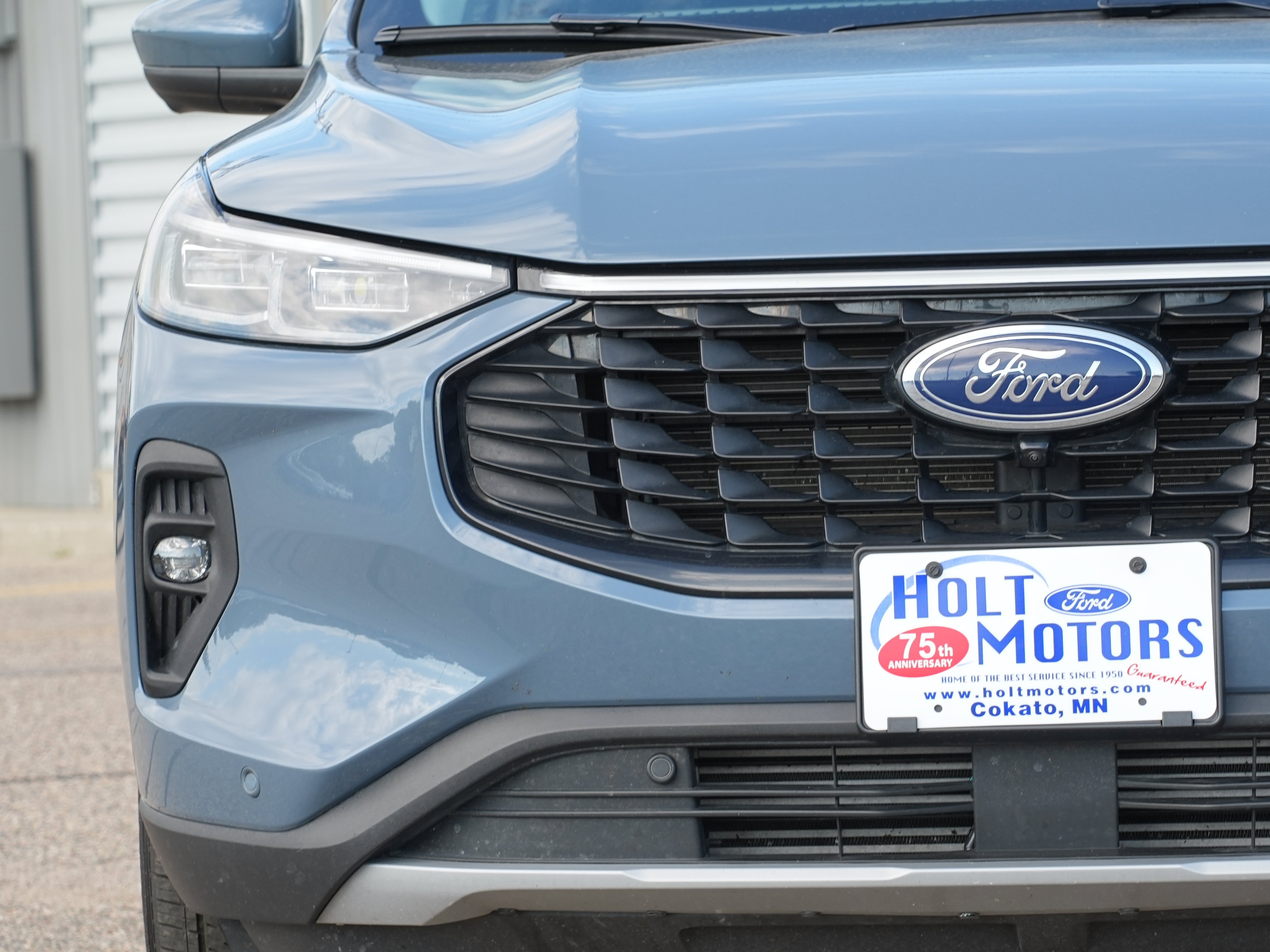 Used 2025 Ford Escape Platinum w/ Premium Technology Package AWD/4WD image 11