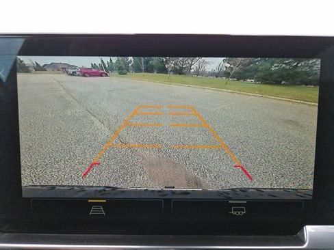 Used 2022 Chevrolet Silverado 1500 LT image 27