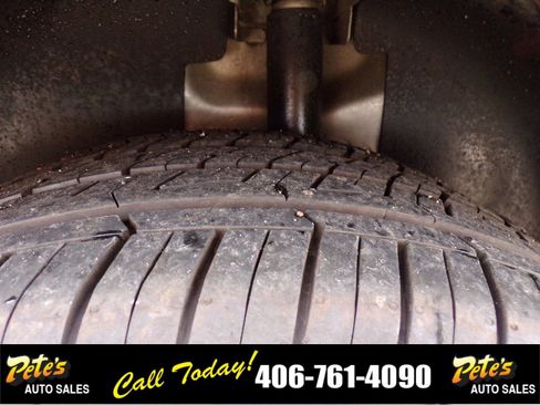 Used 2019 Ford Taurus Limited image 11