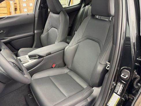 New 2026 Lexus UX 300h AWD image 14