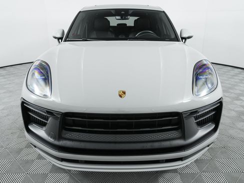 Used 2022 Porsche Macan GTS image 2