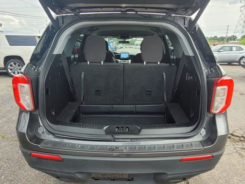 Used 2020 Ford Explorer XLT RWD image 9