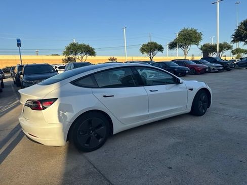 Used 2023 Tesla Model 3 Standard Range RWD image 3