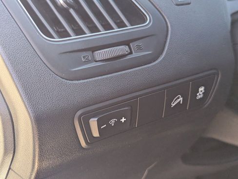 Used 2012 Hyundai Tucson Limited w/ Premium Pkg image 29