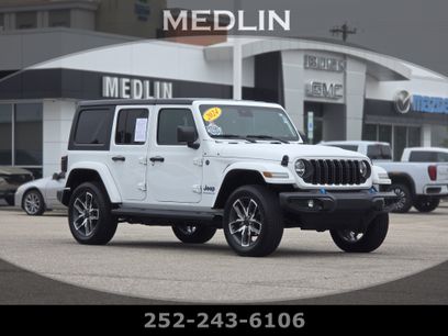Used 2024 Jeep Wrangler Unlimited w/ Convenience Group
