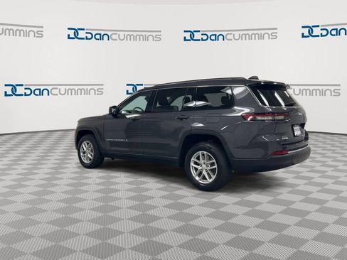 Used 2023 Jeep Grand Cherokee L Laredo w/ Luxury Tech Group I AWD/4WD image 6
