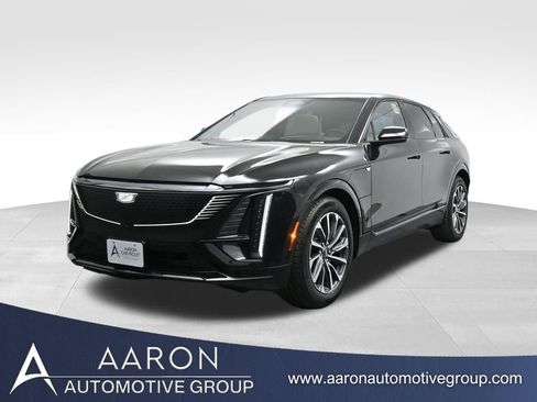 Used 2025 Cadillac Lyriq Sport AWD/4WD image 1