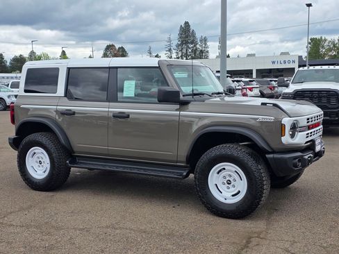 New 2026 Ford Bronco Heritage Edition AWD/4WD image 10