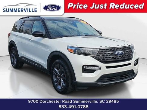 Used 2023 Ford Explorer XLT w/ Equipment Group 202A AWD/4WD image 1