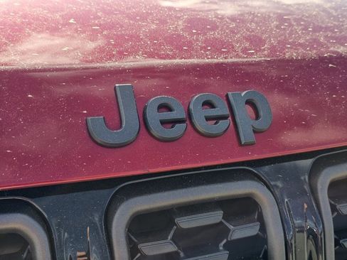 New 2026 Jeep Compass Latitude image 3