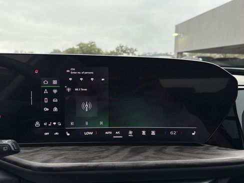 Used 2025 Audi Q5 Premium Plus w/ Premium Plus image 20