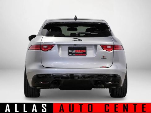 Used 2018 Jaguar F-PACE S image 5