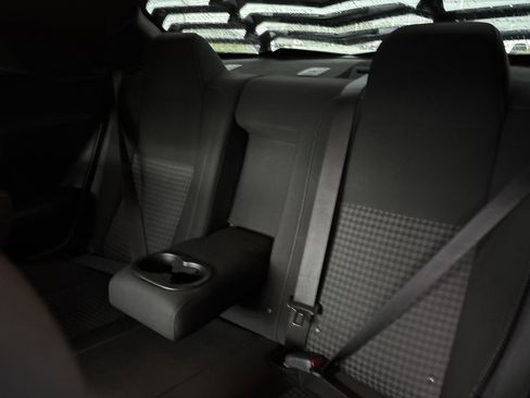 Certified 2021 Dodge Challenger R/T w/ Blacktop Package image 32