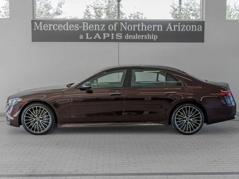 Used 2023 Mercedes-Benz S 500 4MATIC w/ AMG Line image 2