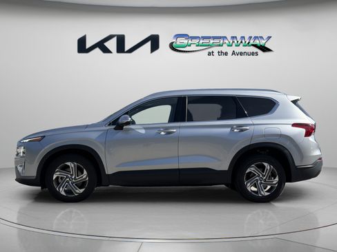 Used 2023 Hyundai Santa Fe SEL FWD image 3