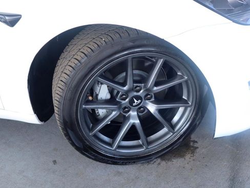 Used 2023 Tesla Model 3 Standard Range RWD image 3