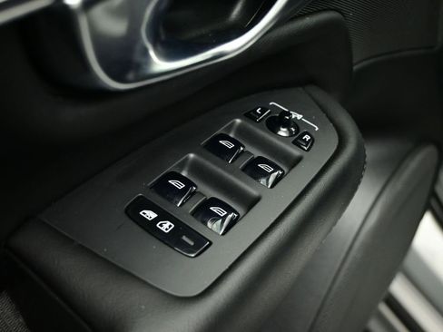 Used 2023 Volvo XC90 B6 Plus w/ Protection Package AWD/4WD image 55