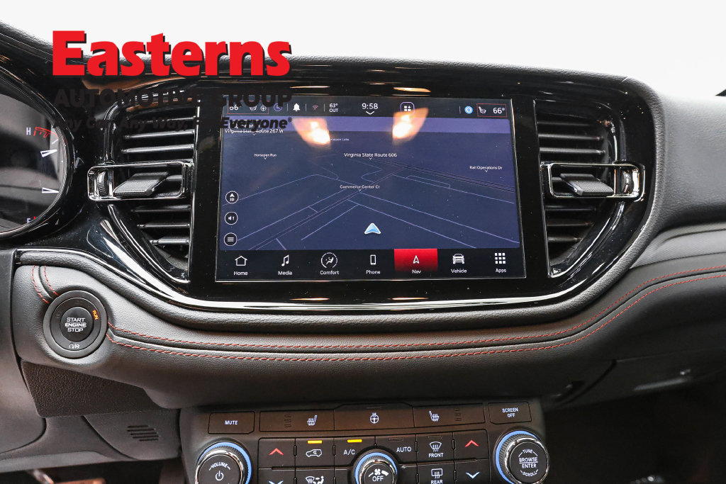 Used 2025 Dodge Durango GT RWD image 13