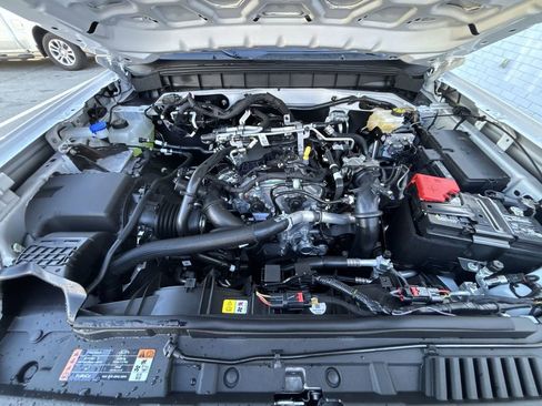 New 2025 Ford Bronco Big Bend image 17