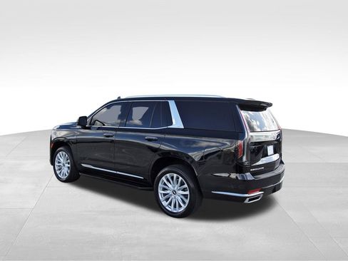Certified 2024 Cadillac Escalade Luxury image 3