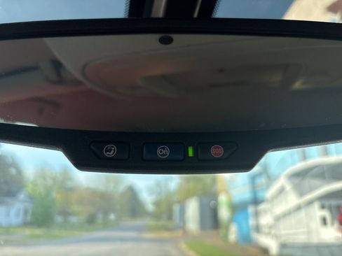 Used 2016 GMC Sierra 2500 SLT w/ Duramax Plus Package image 16