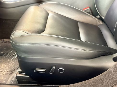 Used 2023 Tesla Model S Plaid image 16