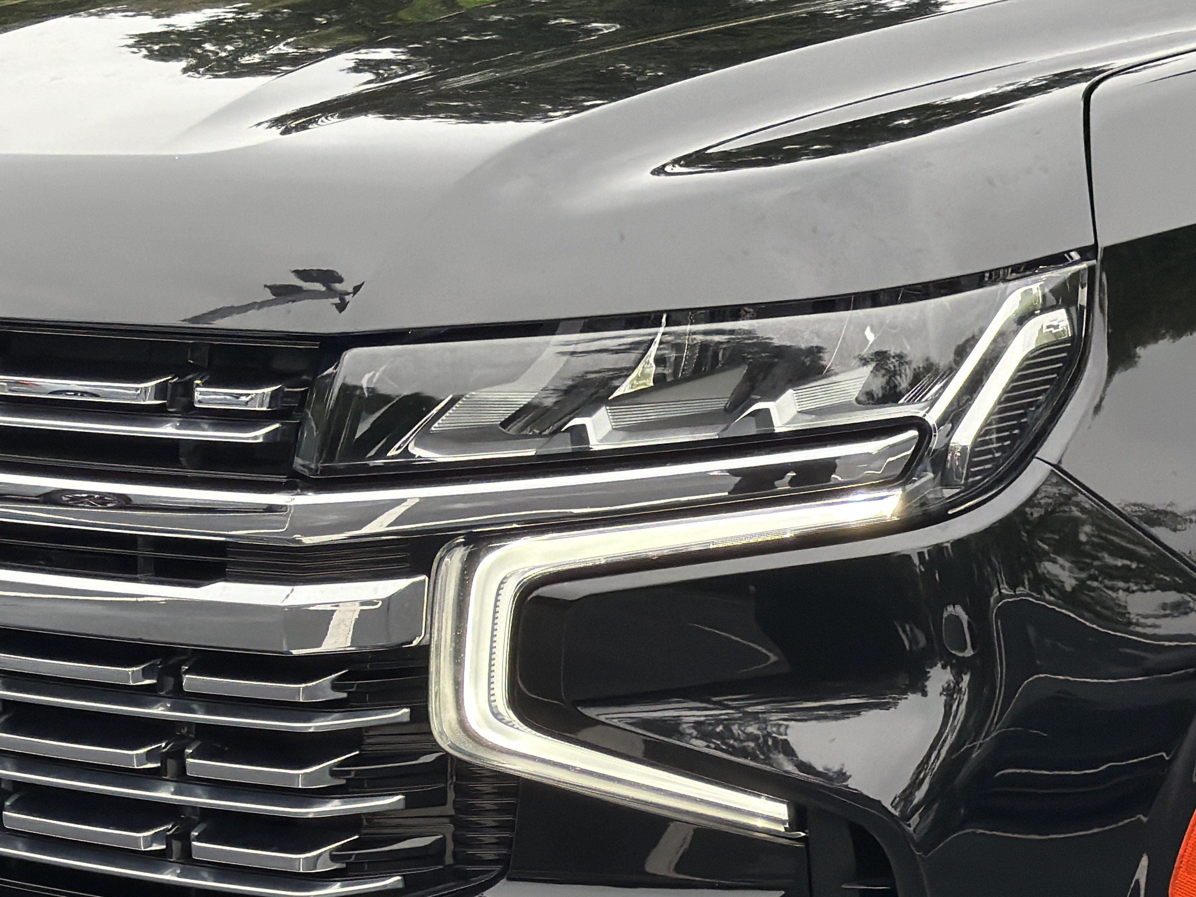 Used 2021 Chevrolet Tahoe Premier w/ Premium Package RWD image 6