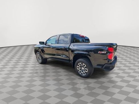 Used 2024 Chevrolet Colorado Z71 w/ Z71 Convenience Package 2 AWD/4WD image 6