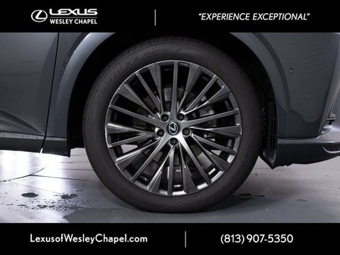 Used 2024 Lexus RX 350 FWD w/ Convenience Package image 3