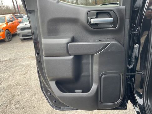 Used 2021 Chevrolet Silverado 1500 LT image 21