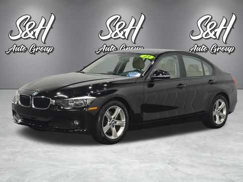 Used 2013 BMW 320i xDrive Sedan AWD/4WD image 14