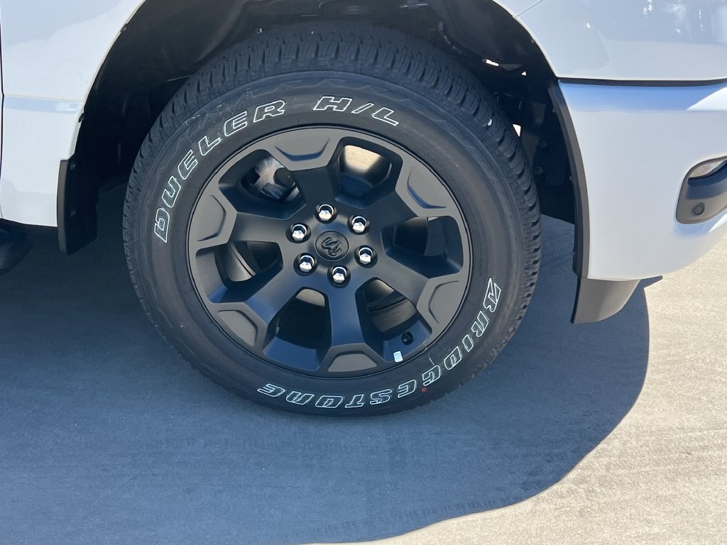 New 2026 RAM 1500 Express AWD/4WD image 11