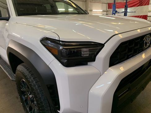 New 2026 Toyota 4Runner TRD Off-Road AWD/4WD image 33