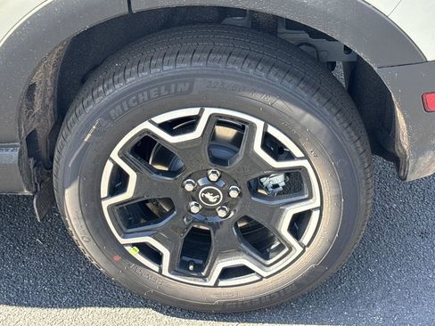 New 2025 Ford Bronco Sport Outer Banks w/ Outer Banks Tech Package+ image 19