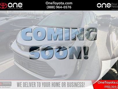 Certified 2023 Toyota Sienna Platinum
