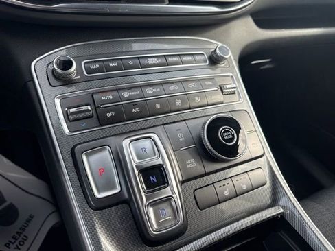 Used 2023 Hyundai Santa Fe SEL image 20
