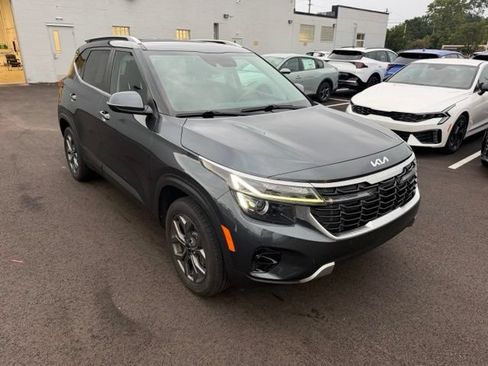 Certified 2024 Kia Seltos S AWD/4WD image 2