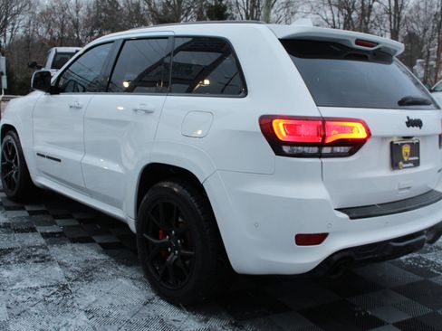 Used 2020 Jeep Grand Cherokee SRT w/ Trailer Tow Group IV image 73