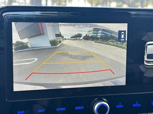 Used 2020 Hyundai Ioniq Limited FWD image 25
