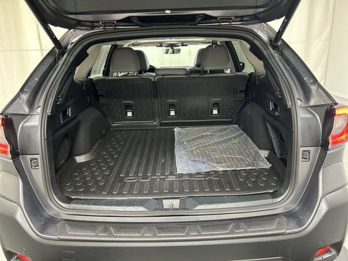 Used 2025 Subaru Outback Limited AWD/4WD image 23