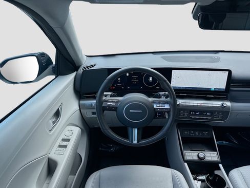 Used 2024 Hyundai Kona Limited image 22