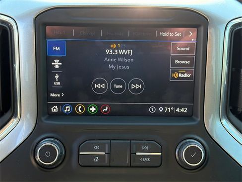 Used 2020 Chevrolet Silverado 1500 RST image 28