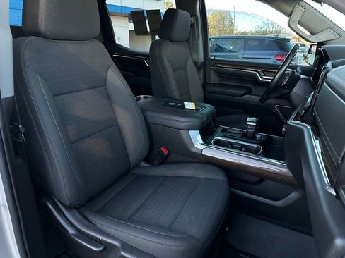 Used 2022 Chevrolet Silverado 1500 LT image 17