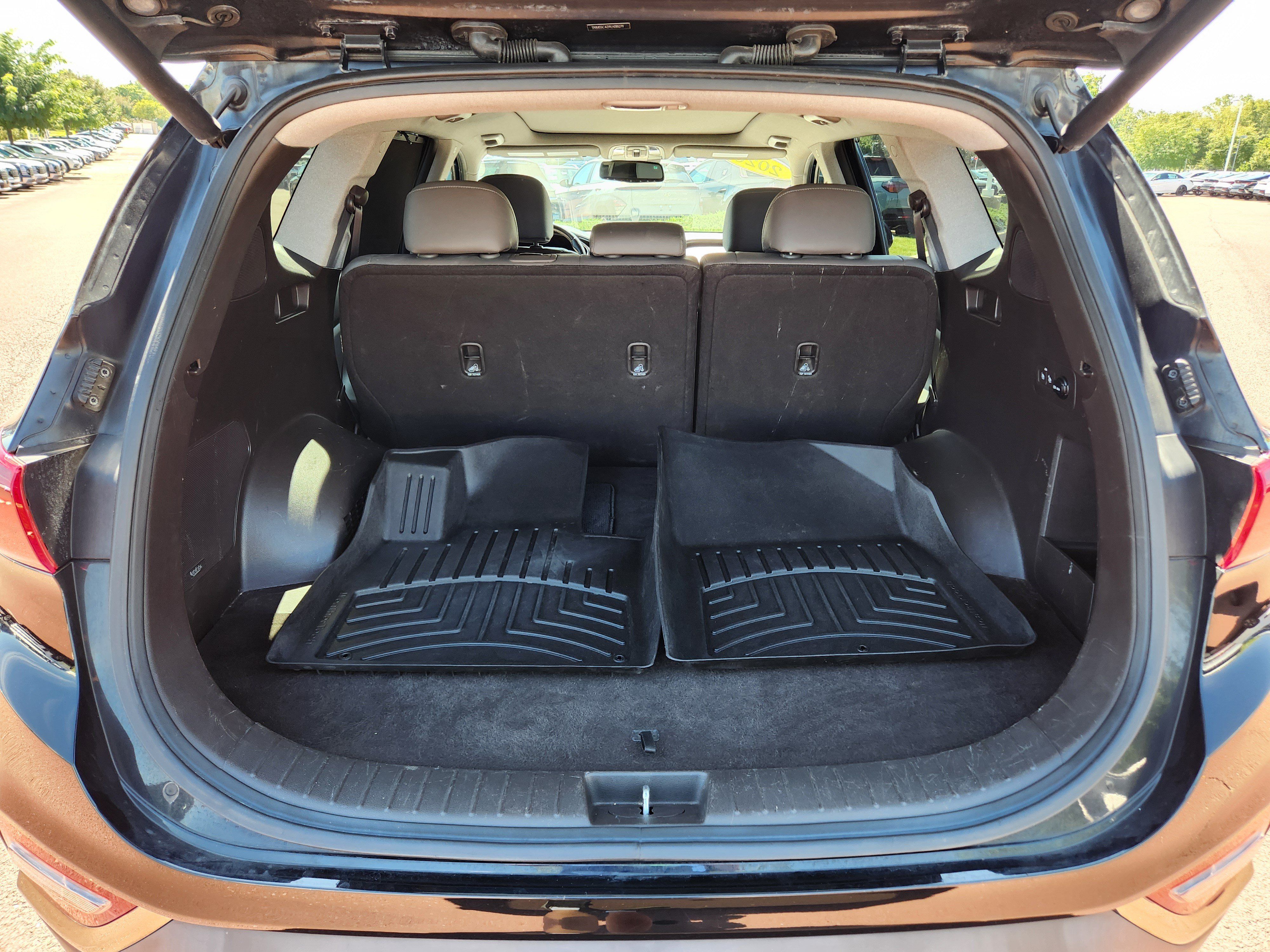Used 2020 Hyundai Santa Fe Limited AWD/4WD image 8