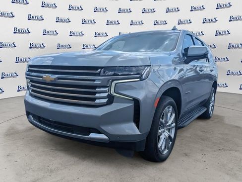 Used 2024 Chevrolet Tahoe High Country AWD/4WD image 6