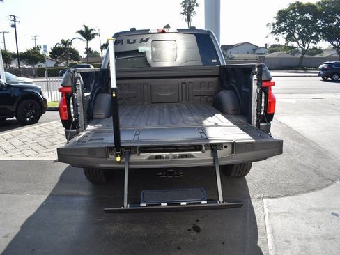Used 2025 Ford F150 Lightning Lariat AWD/4WD image 9